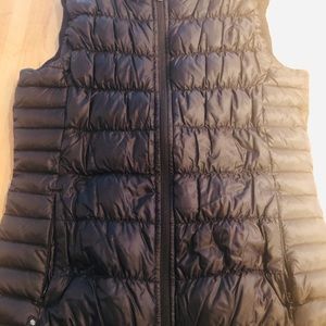 Athleta down vest, mint condition, size x-small